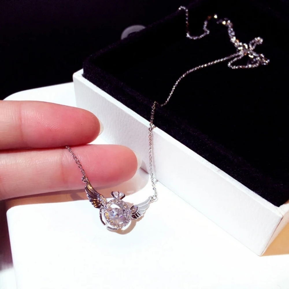 💯 New sterling silver diamond ring with angel wings - Picture 5 of 5